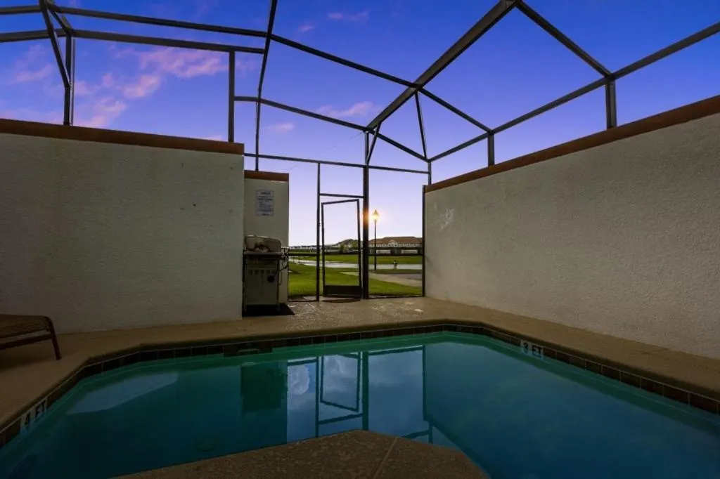 5 Bedrooms - 4 Bathrooms - Storey 4806 Cs Dom wakacyjny Kissimmee