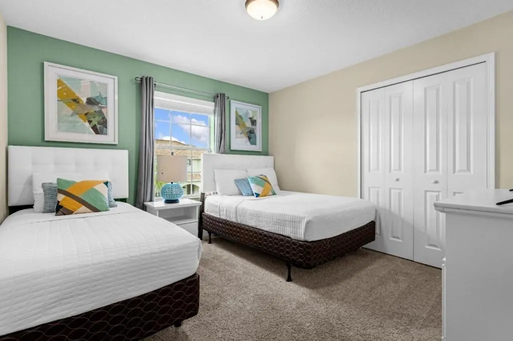 Dom wakacyjny 5 Bedrooms - 4 Bathrooms - Storey 4806 Cs Kissimmee