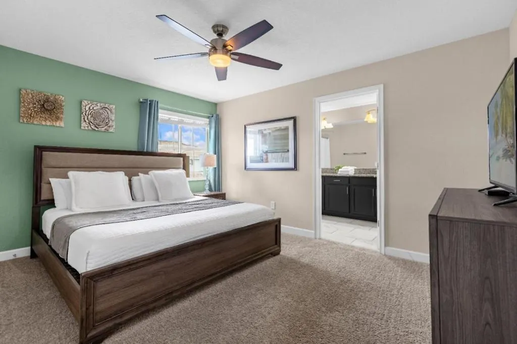 5 Bedrooms - 4 Bathrooms - Storey 4806 Cs * Kissimmee