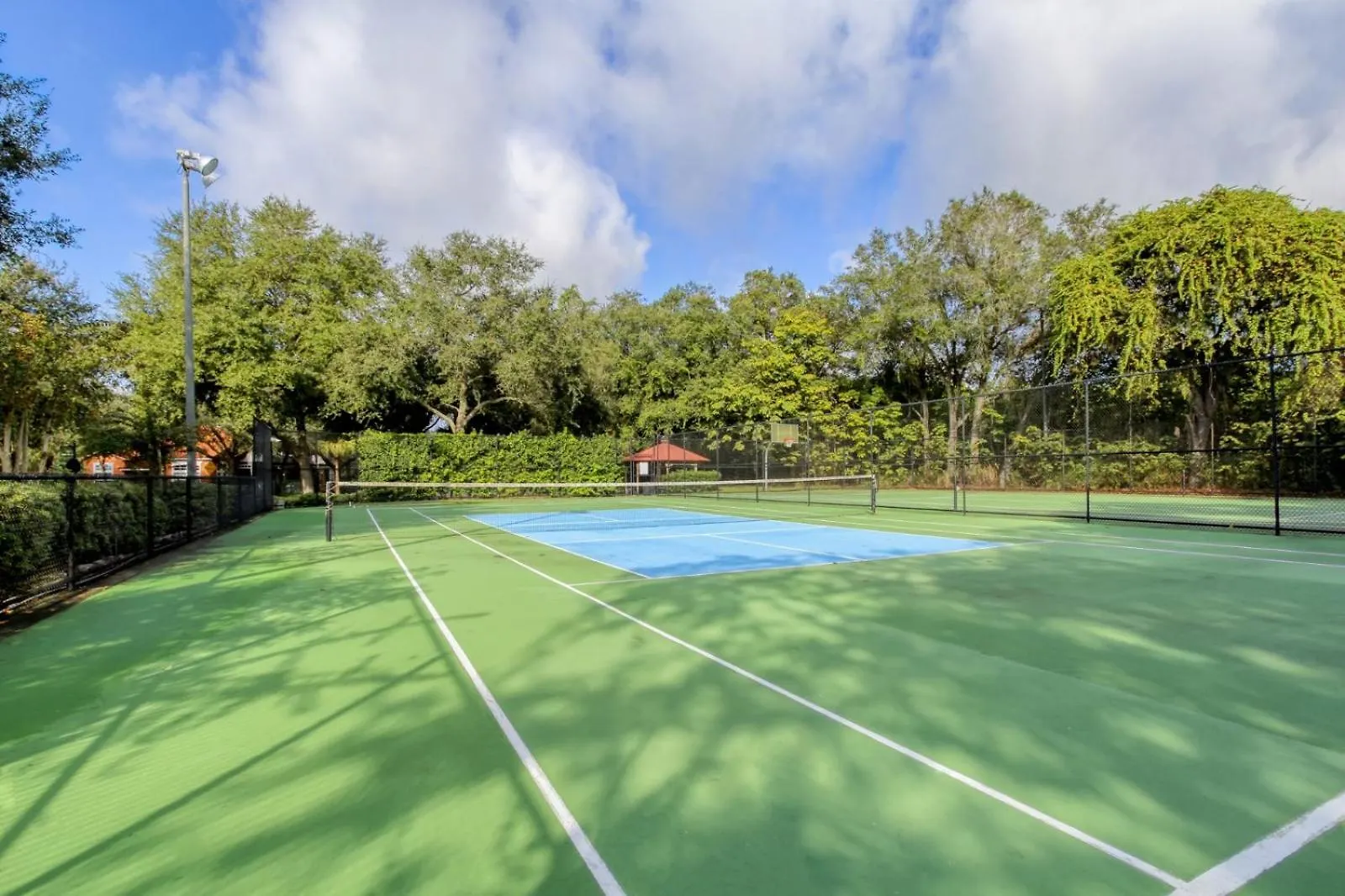 Esmerald Island Oasis: Your Perfect Getaway Near كيسيمي