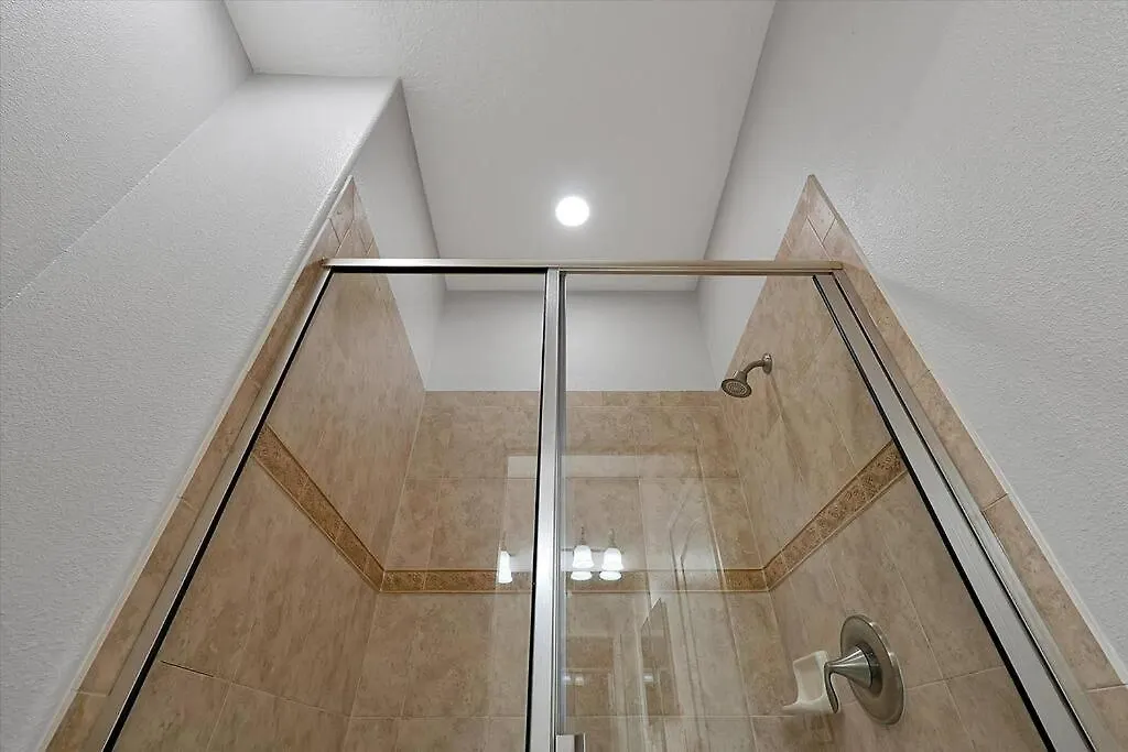 Just Renovated, Private Heated Pool, Access Feriehus