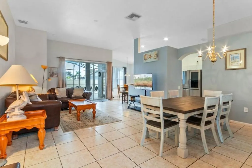 Vila 3br 2ba Private Pool Just Steps Away From *