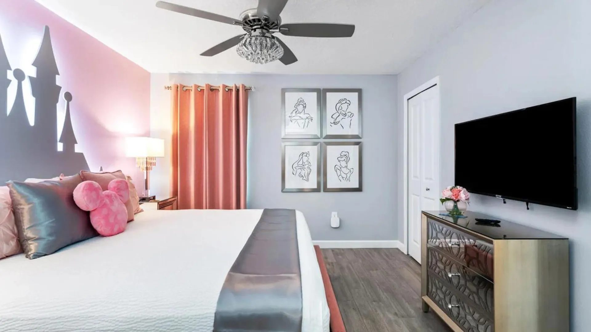 Experience Ultimate Luxury In 9-bedroom With Cinema And Multiple Games Kissimmee