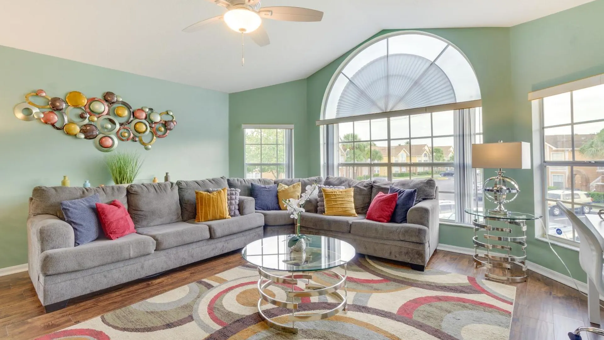 With Private Porch Less Than 7 Mi To Disney! Apartament *