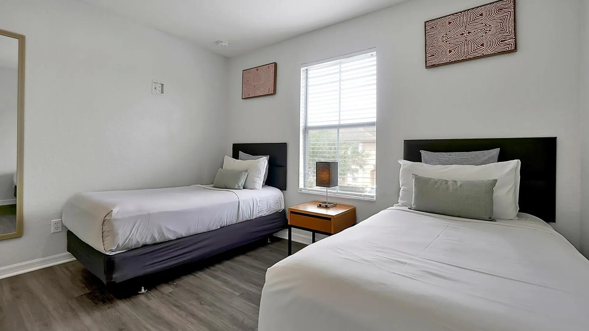 Szálloda Regal Oaks Vacation Townhomes By Idiliq - Free Private Hot Tub! 4*