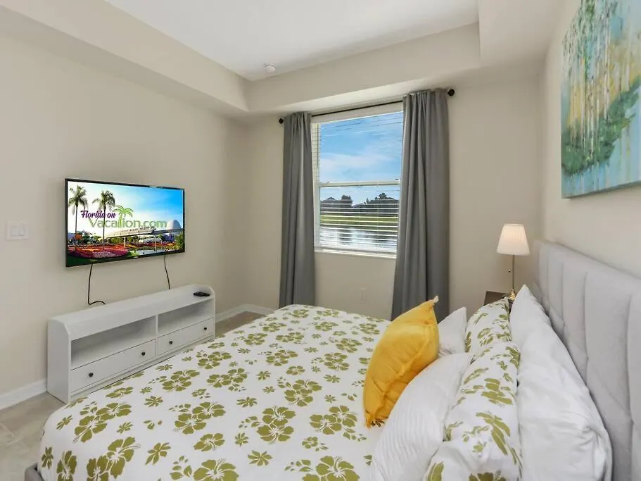 Family Place With Gorgeous View 4 Miles To * Kissimmee