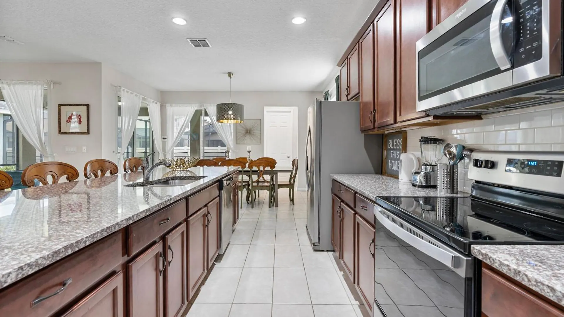 Amazing 6 Bedrooms At Solara Resort! Kissimmee