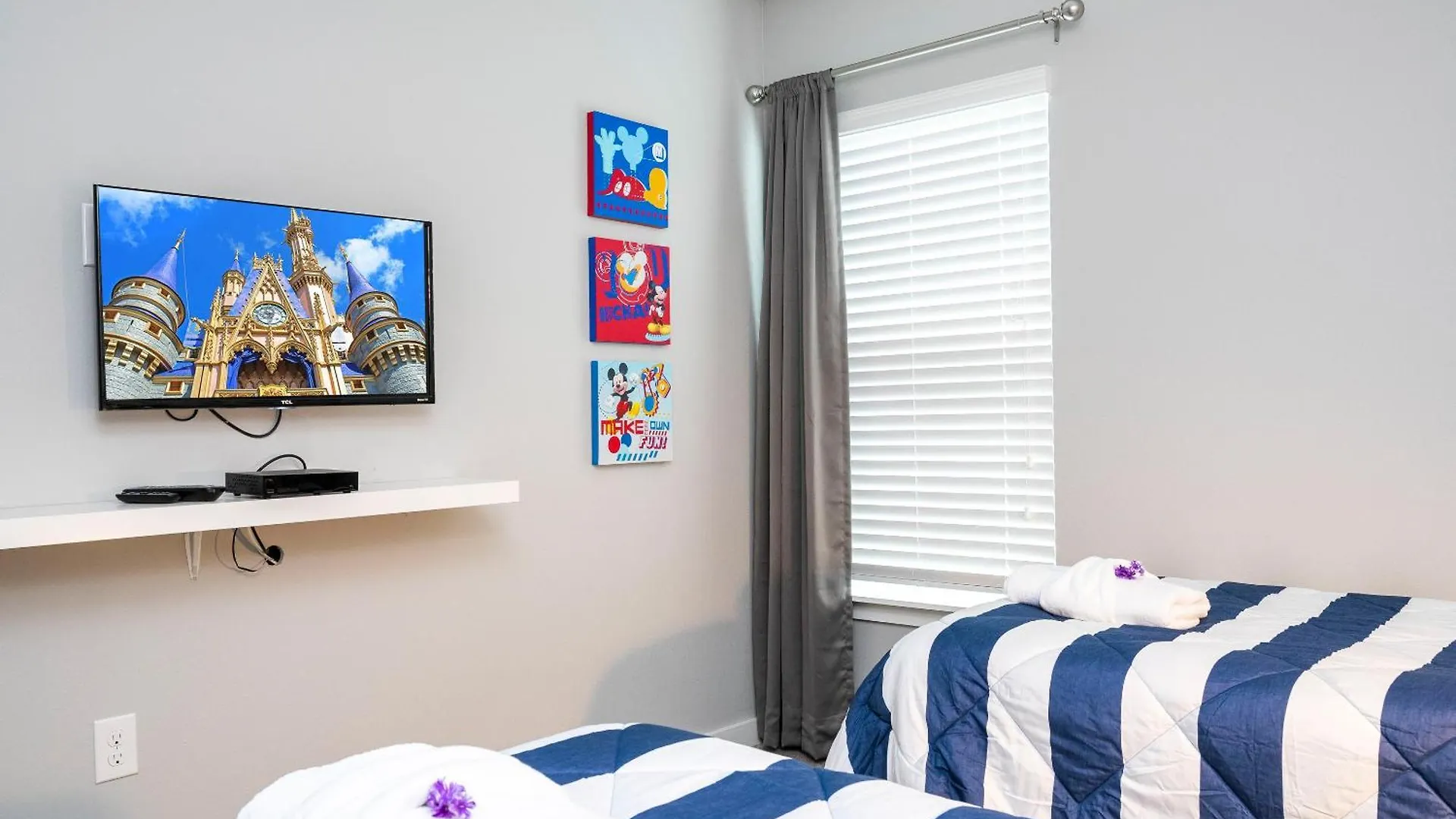 Vakantiehuis Incredible 4br Near Parks With Splash Pool At Le Reve - 4459 Kissimmee