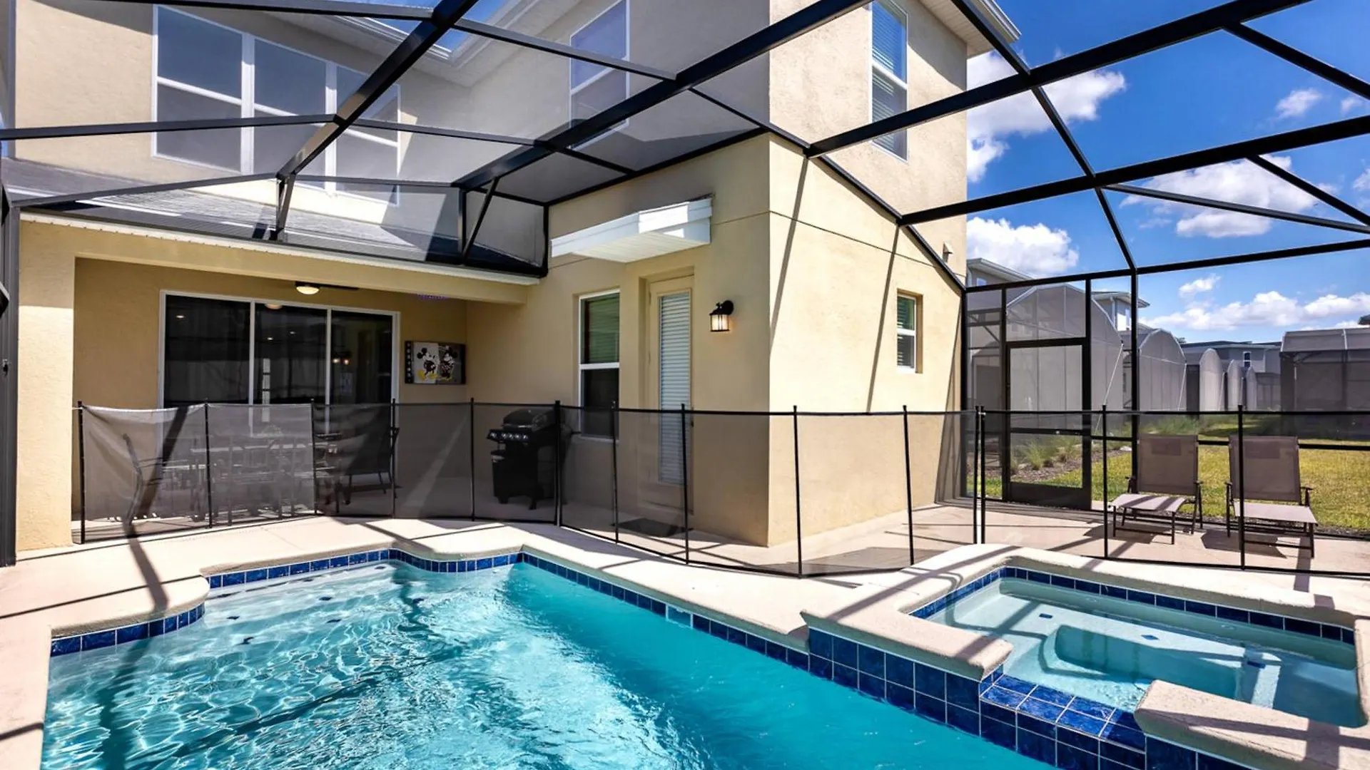 Сasa de vacaciones Thematic House W Pool Game In