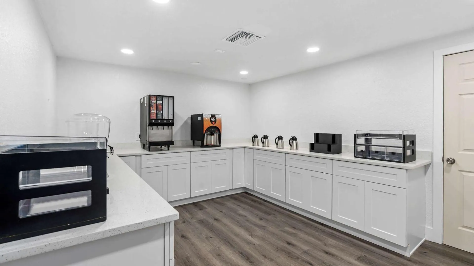Super 8 By Wyndham Kissimmee-orlando 호텔 포 코너스