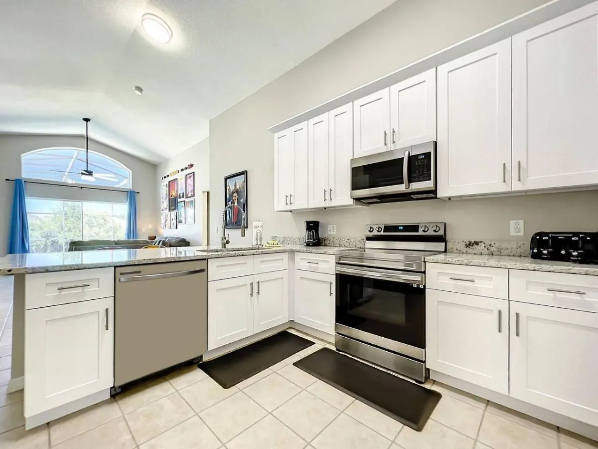 H2631e Single Level Pool Kissimmee
