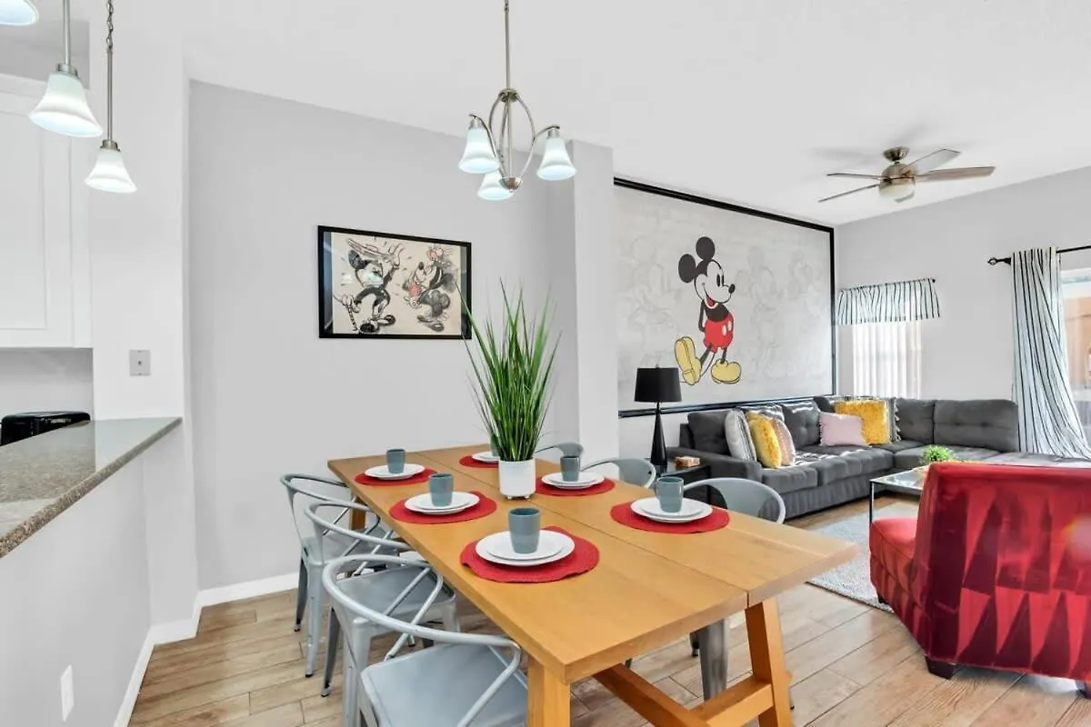Newly Renovated Stylish With Star Wars Mickey And Safari Themed #3tv4706 Holiday home Kissimmee