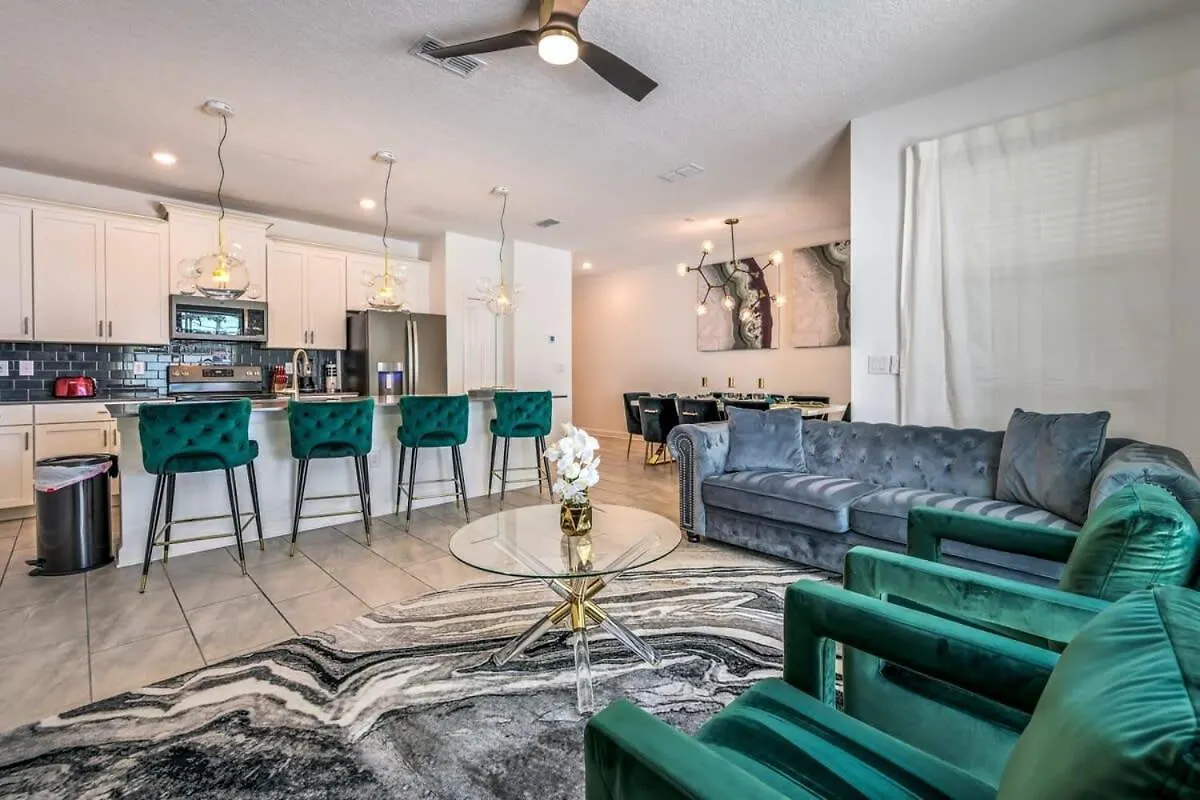 Relax In Style At Spacious 4-bedroom Kissimmee