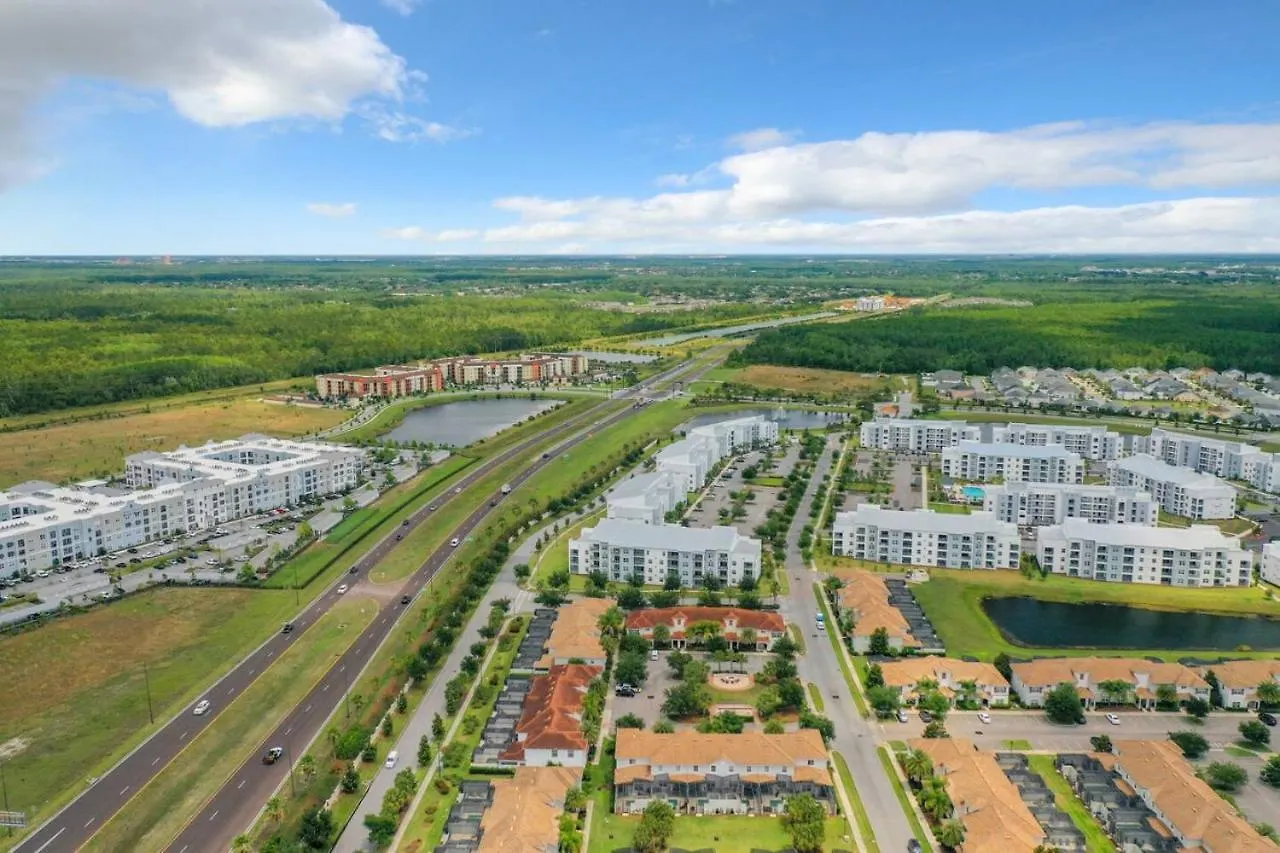 펜션 Storey Dreamy Townhome, 5 Mi Universal *
