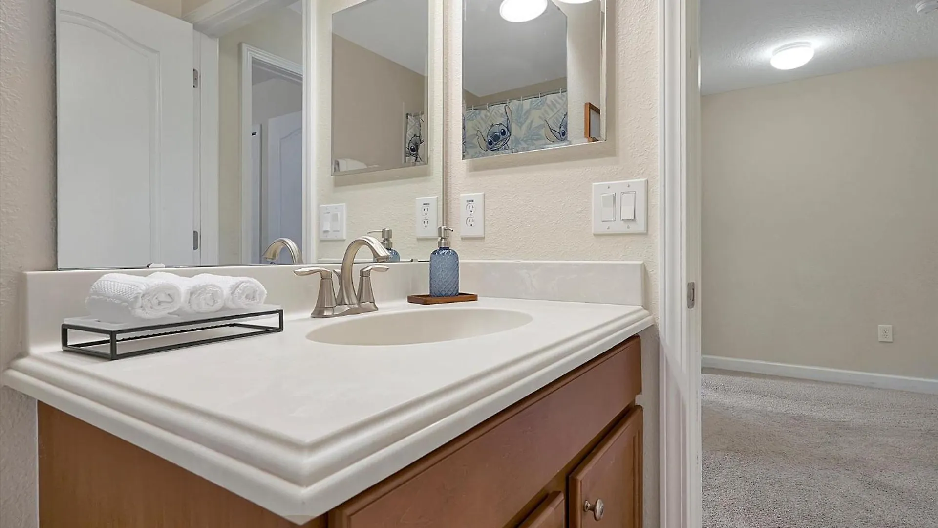 6bd Elegant Retreat With Pool & Games Semesterbostad Kissimmee
