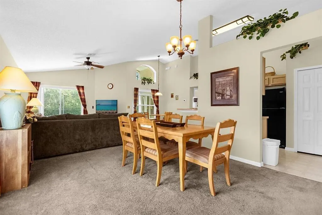 1061 Berkley 4 Bed With Pool Holiday home Kissimmee