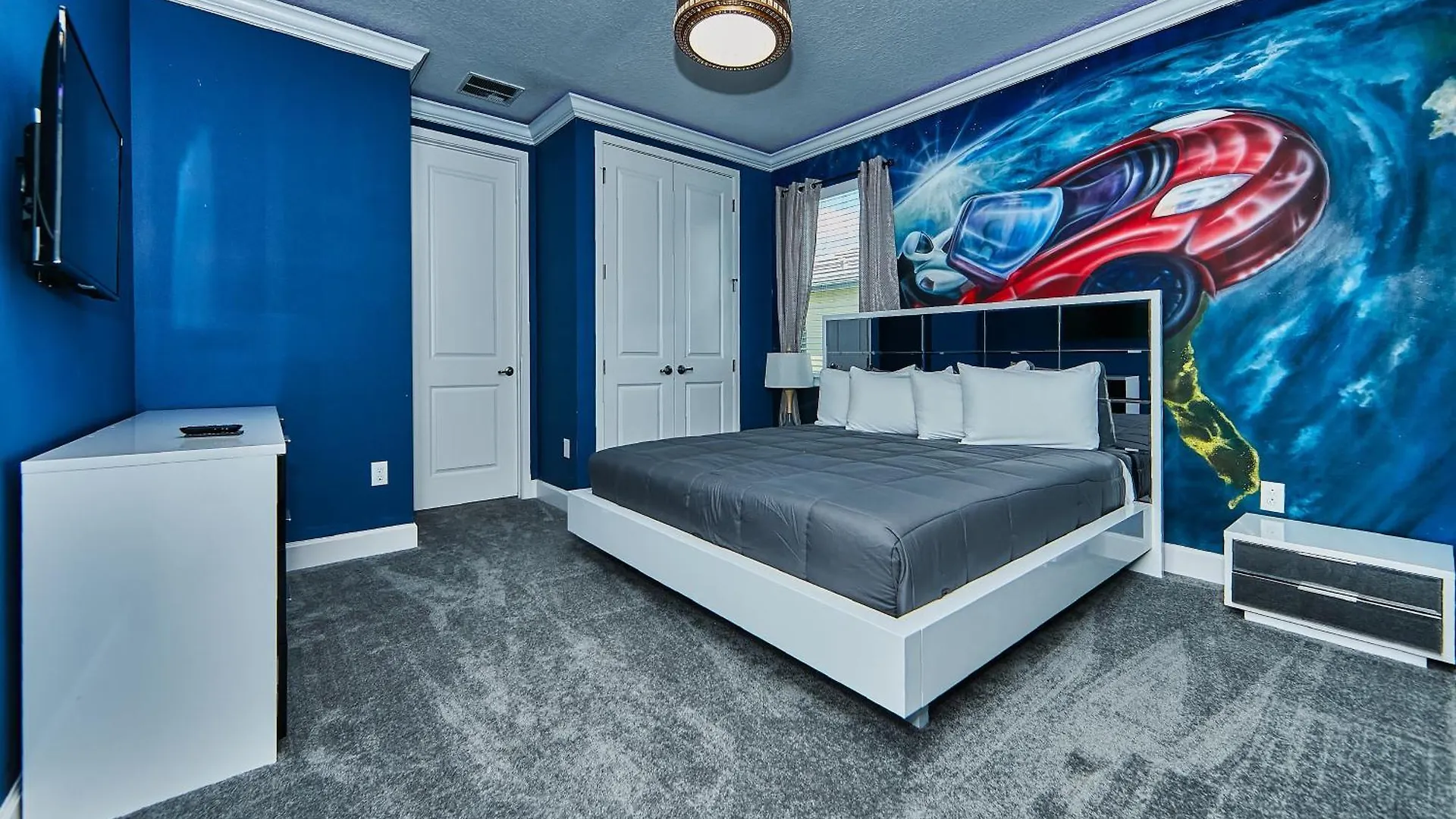Remarkable With Cinemas, Pool, Spa, Games Room, And *