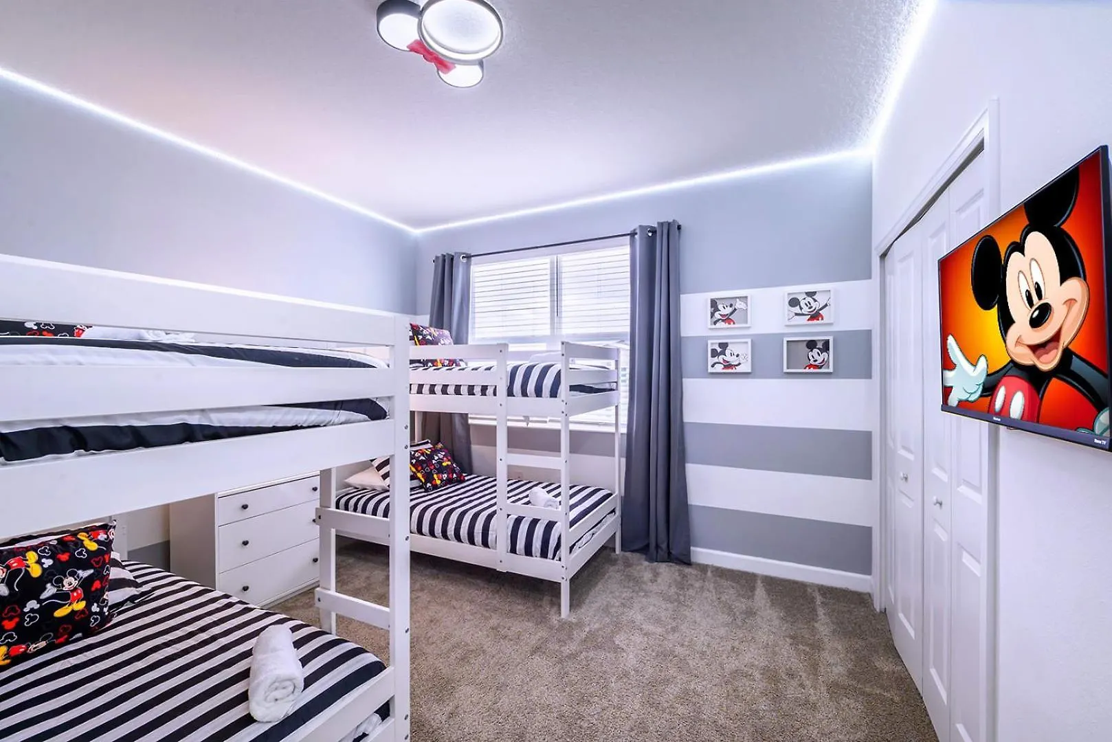 Bright & Airy 5br With Pool * 基西米