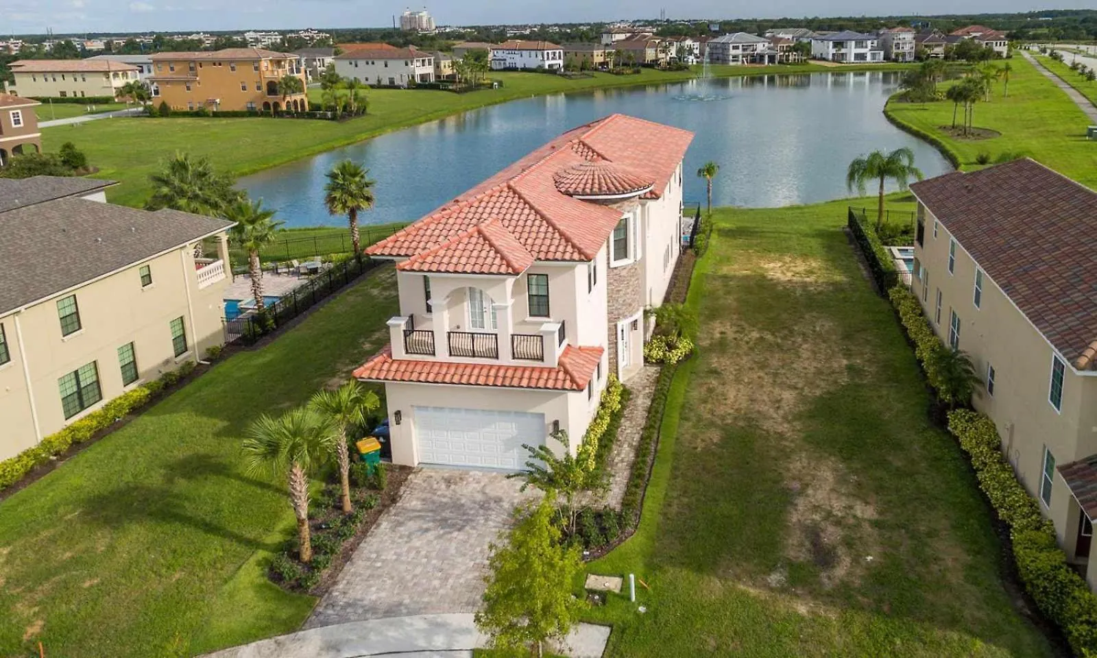 Charming 6 Bdrm With Water Views At Reunion * Kissimmee