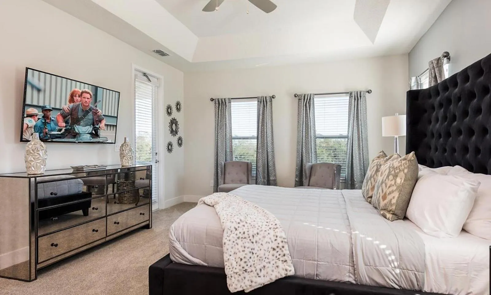 Hébergement de vacances Stylish 6 Bdrm With Unreal Themed Bedroom At Reunion