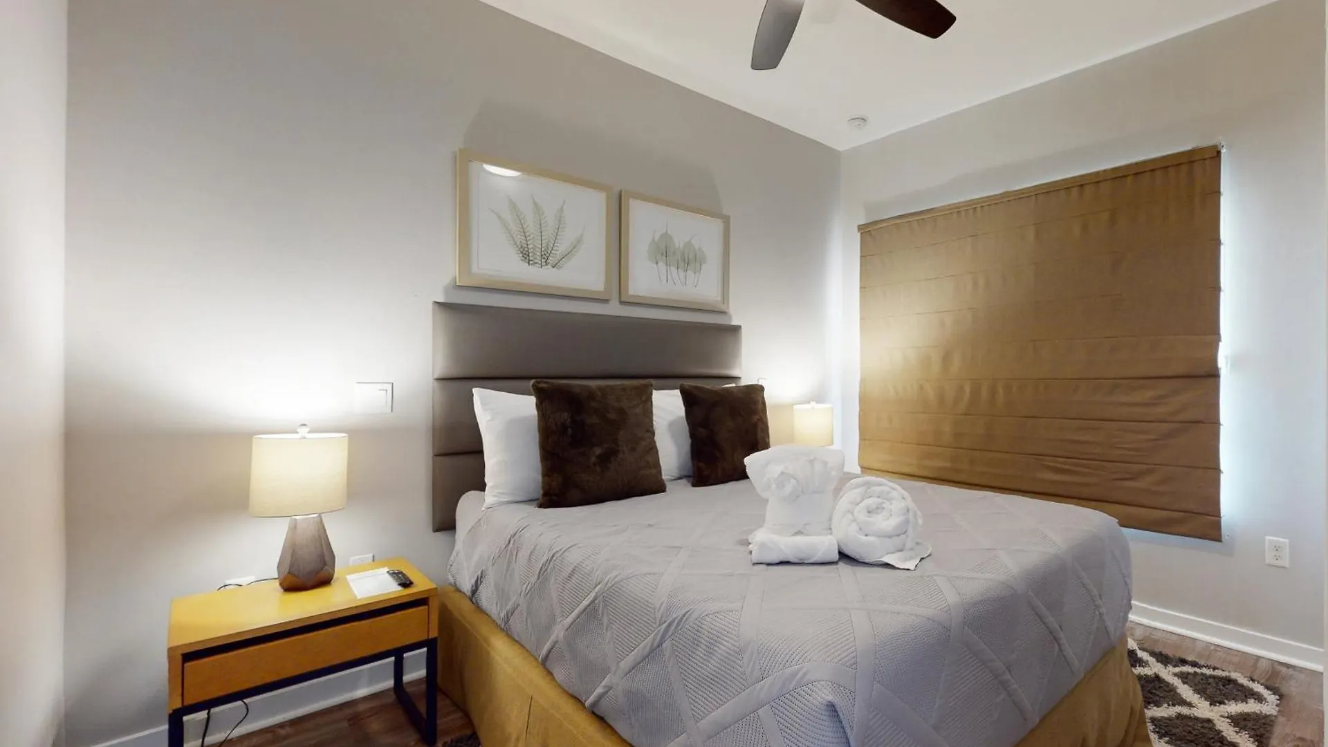 Holiday home Regal Oaks Townhomes 2627