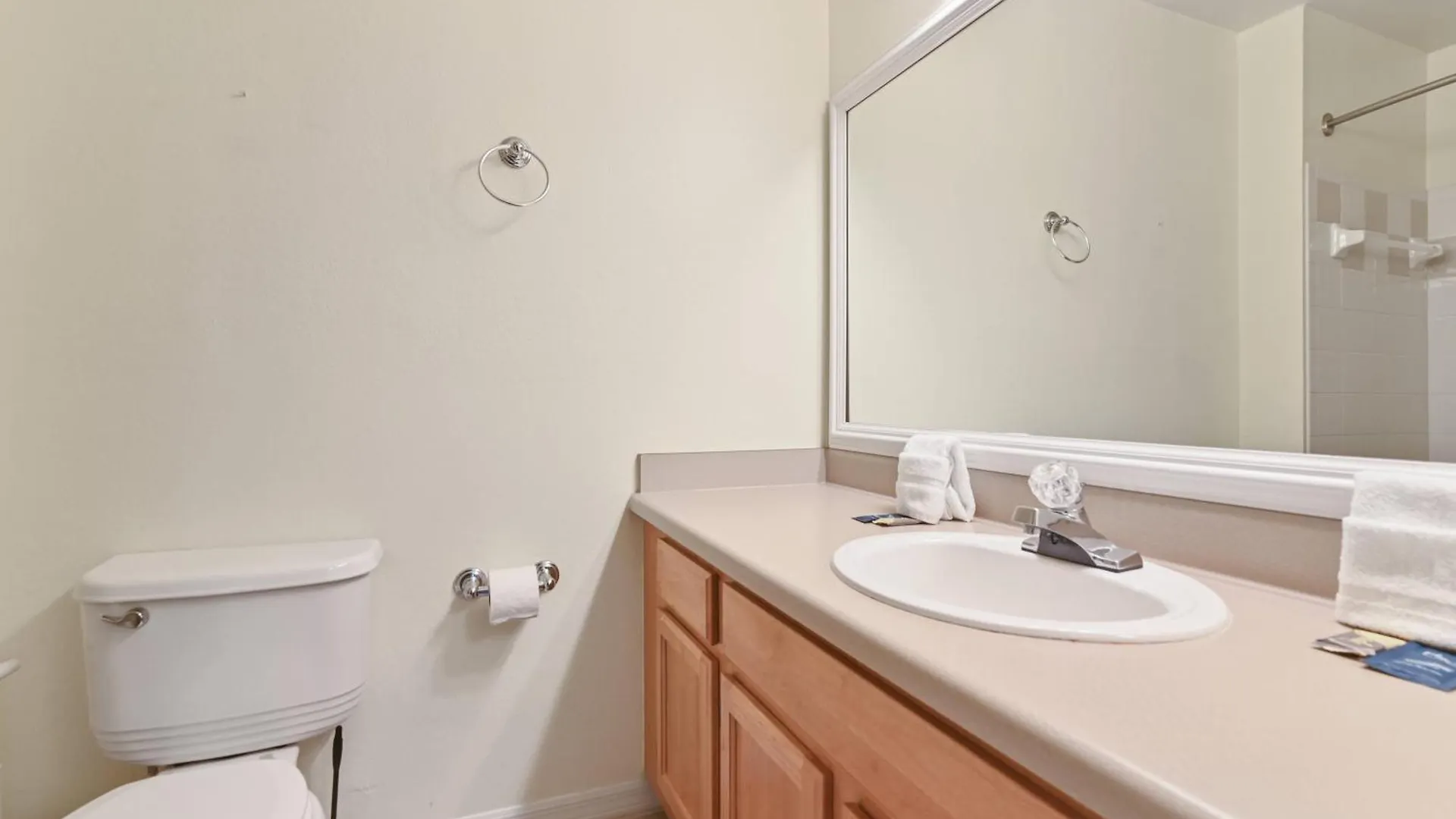 Semesterbostad 3015 Beautiful Complex Of Runaway - 2 Bed Kissimmee