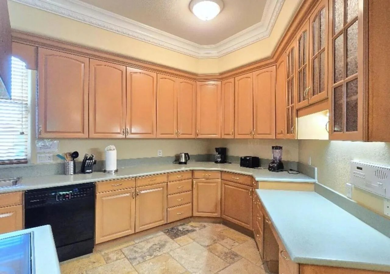 Stars Manor-disney-universal-pool-22people Киссимми