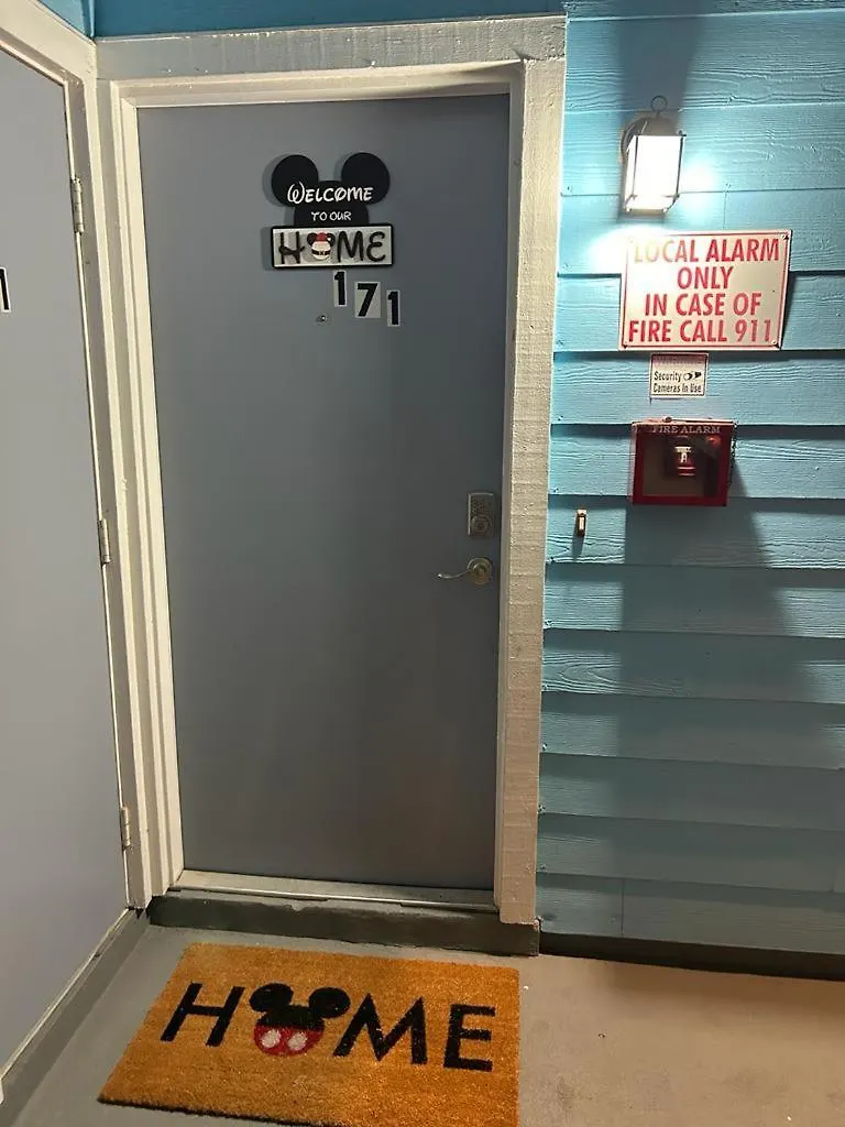 Mickey Magic House דירה