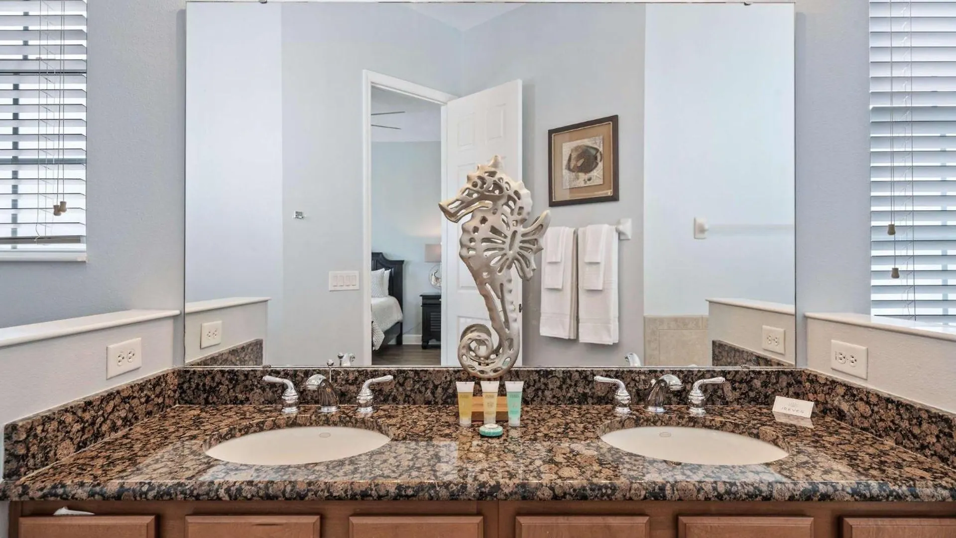 W479 - Modern Seaside * Kissimmee