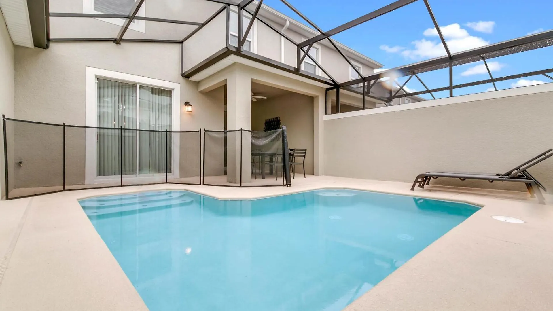 4 Bedrooms-3 Bathrooms- Storey 2849ss *