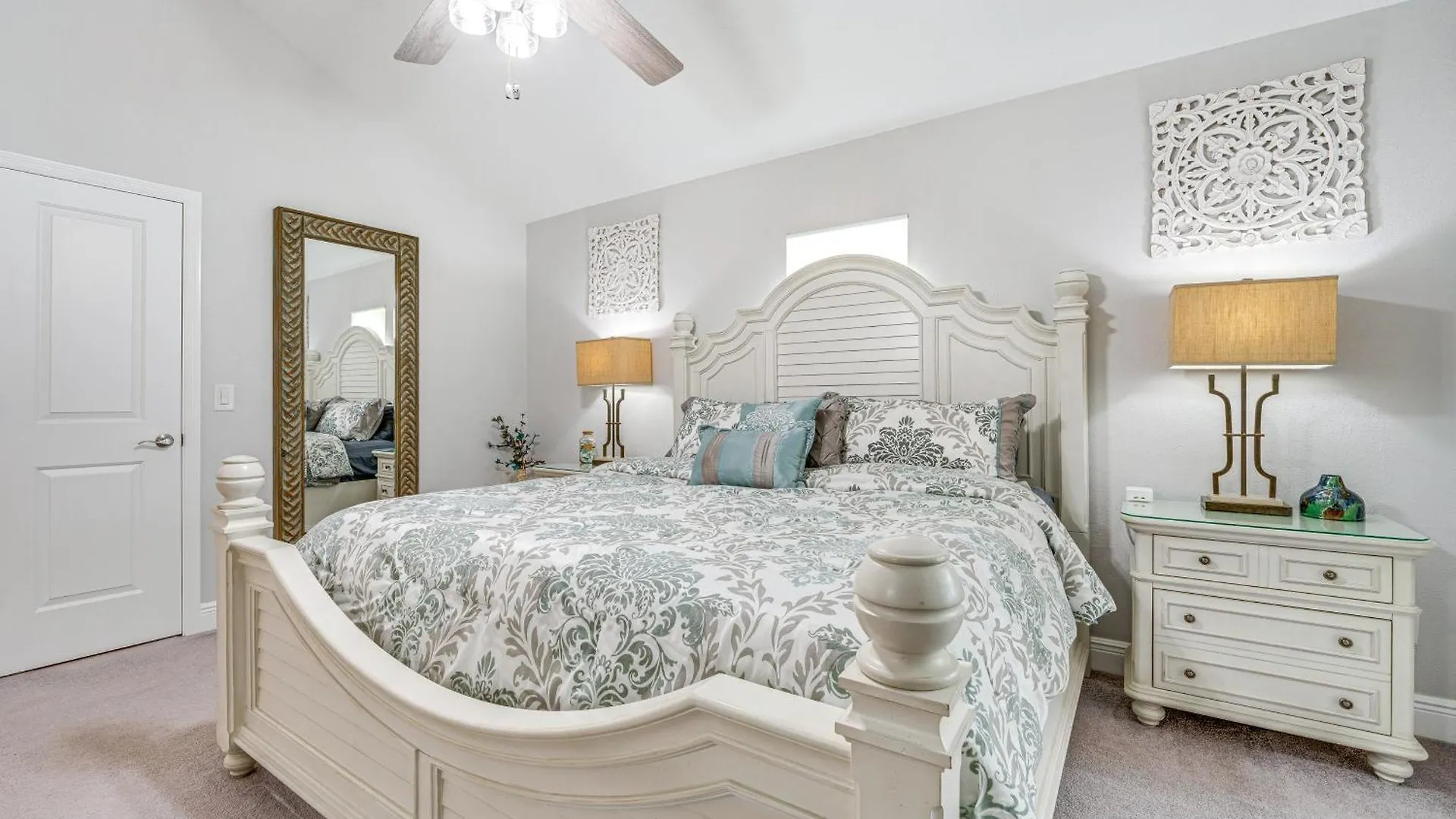 Spacious About 5 Mi To World! Casa vacanze