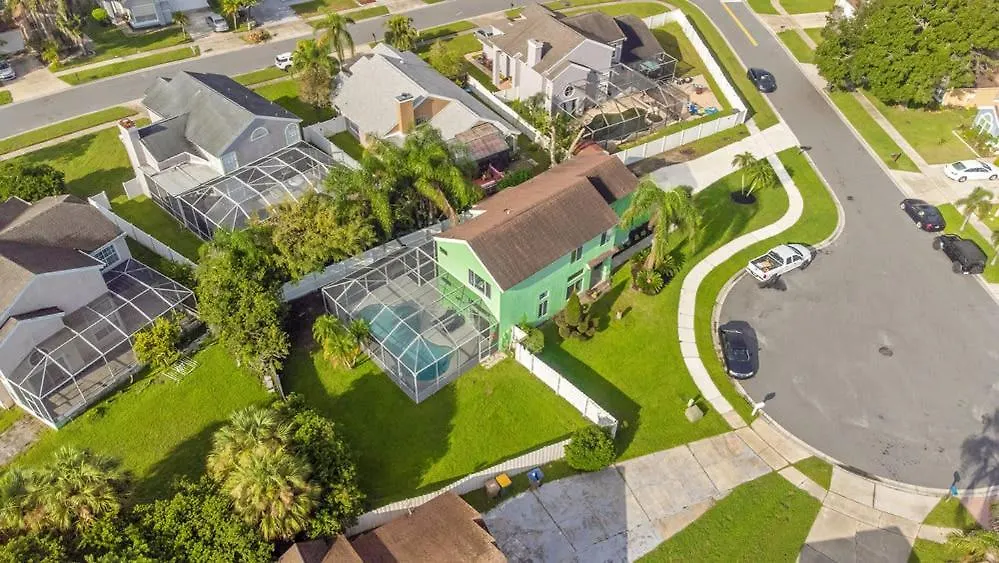 Luxury Near I Fully Renovated Kissimmee