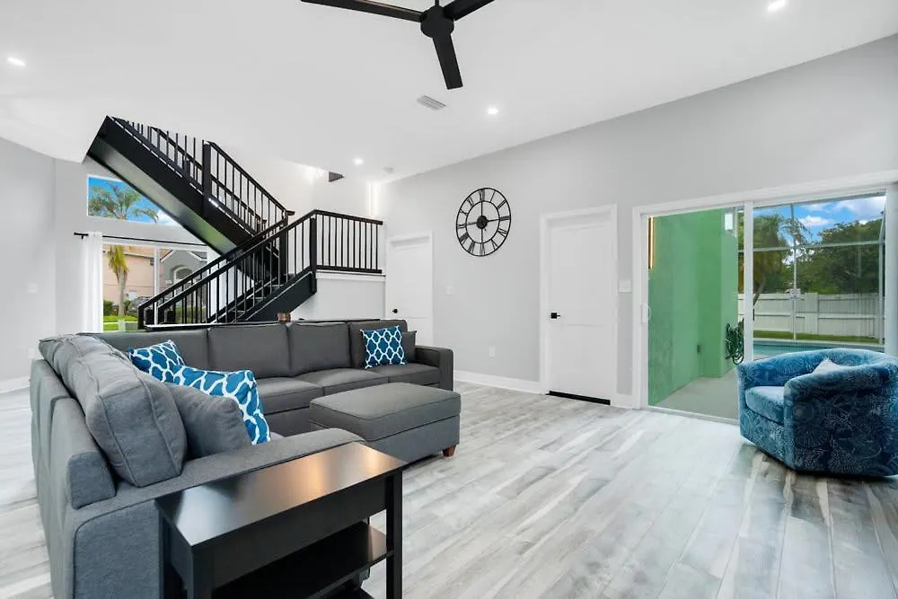 Luxury Near I Fully Renovated Kissimmee