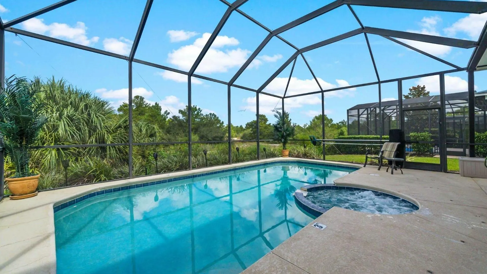 W453 - Tropical Retreat With Screened In Private Pool And At Reunion Semesterbostad Kissimmee