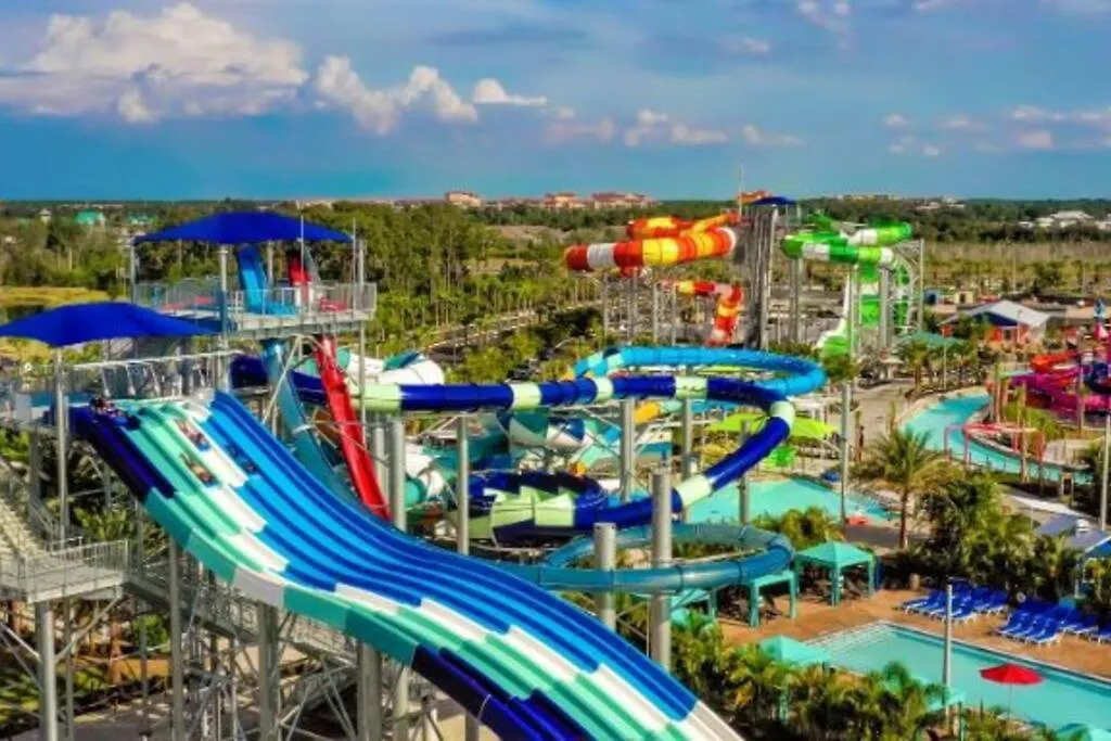 ヴィラ Blue Oasis Turquoise Lake-view Pool