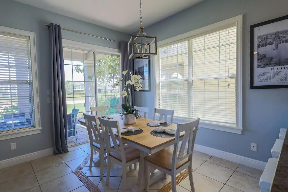 Holiday home Luxurious Pool Overlooking Golf Course *