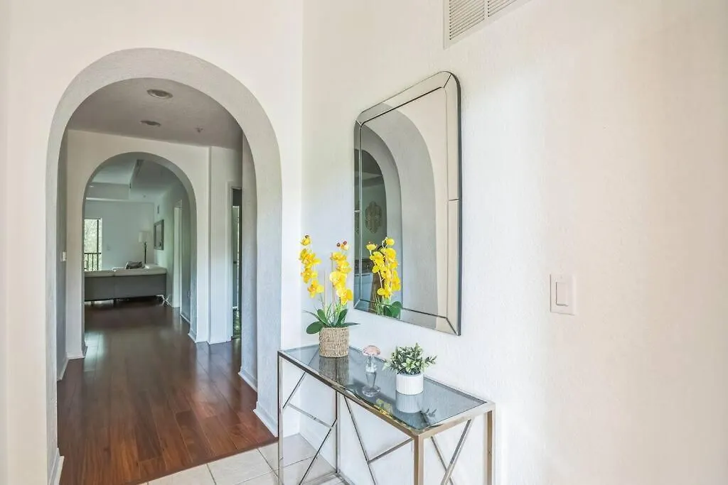 Cozy And 3bed 2 Bath Free Parking דירה