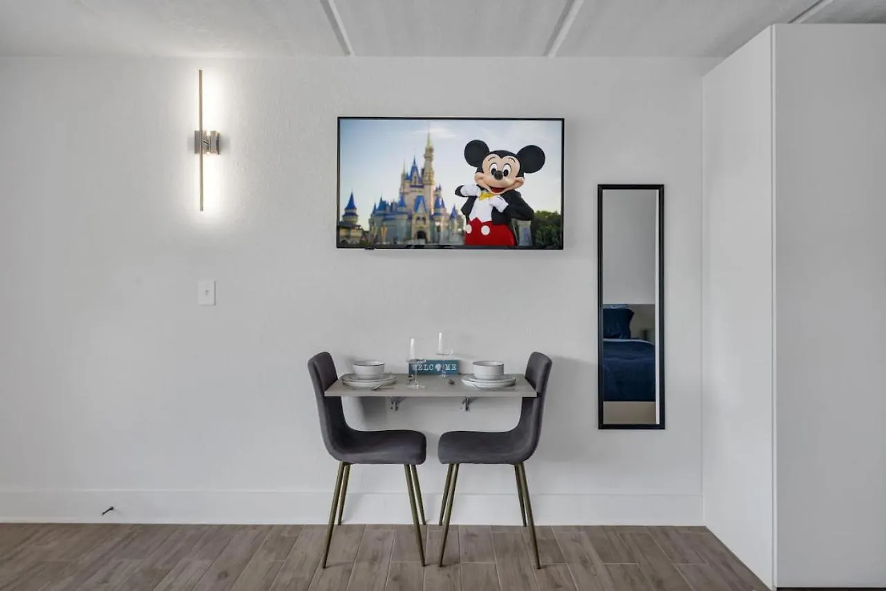 Escape 7 Mins To World And Free Parking Apartment Kissimmee