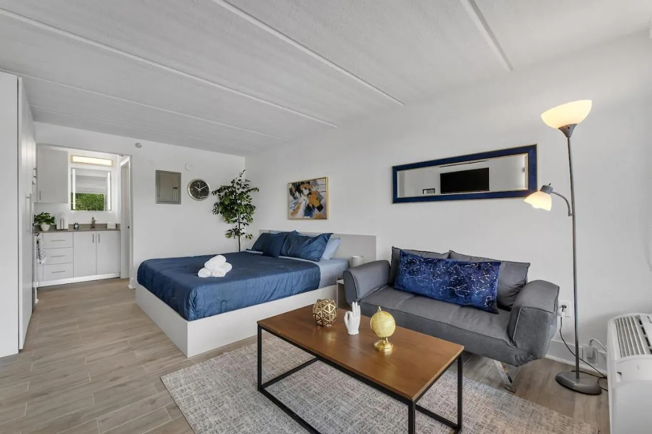 Escape 7 Mins To World And Free Parking Apartment Kissimmee