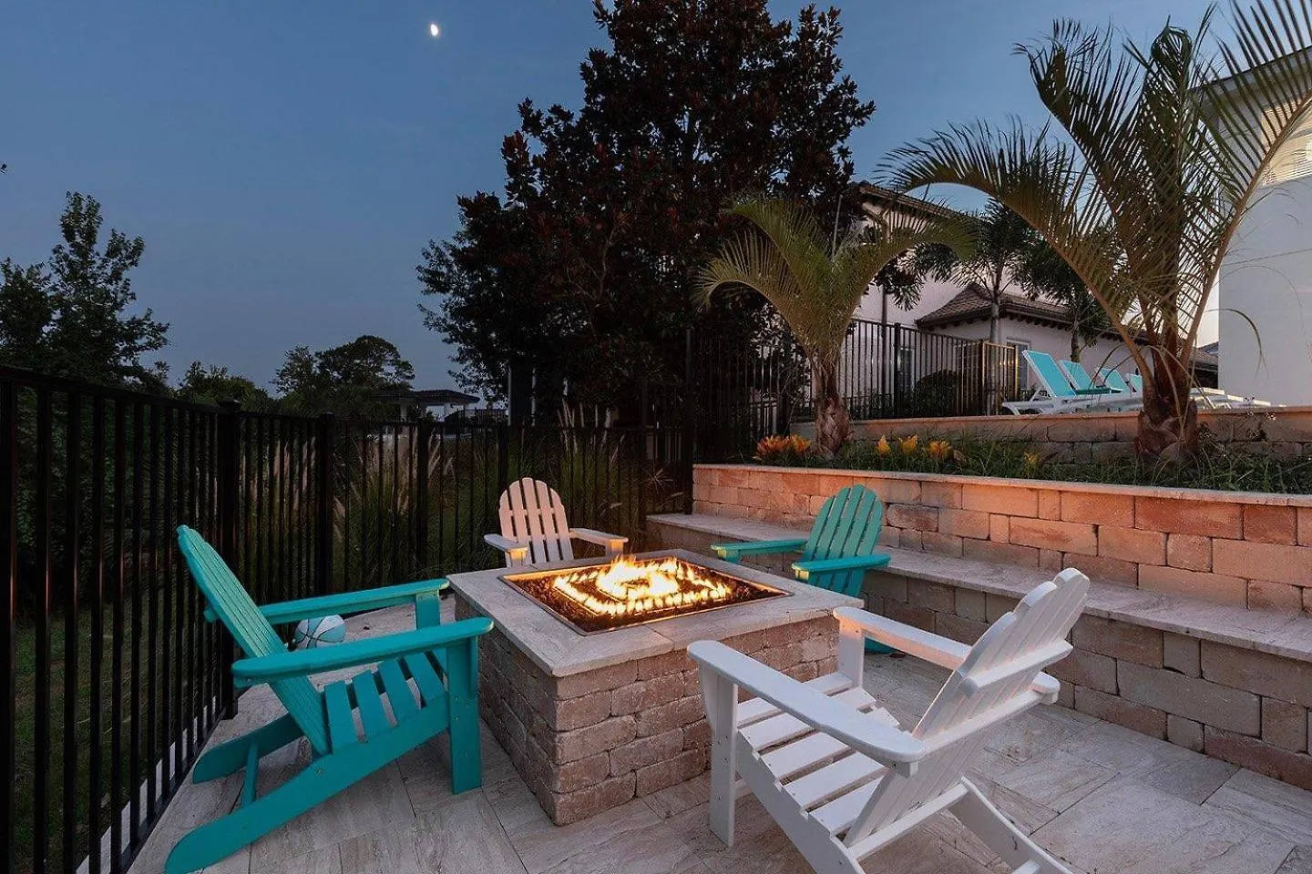 W451j - Glamorous Getaway With Themed Bedrooms At Reunion