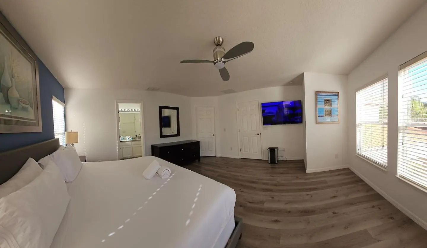Water View Gorgeous Vacation With 4 Bedrooms