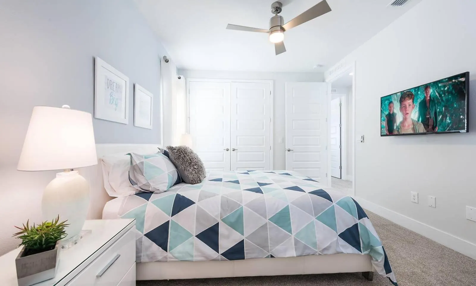 Modern 6 Bdrm With Upscale Living At Reunion Ferienhaus *