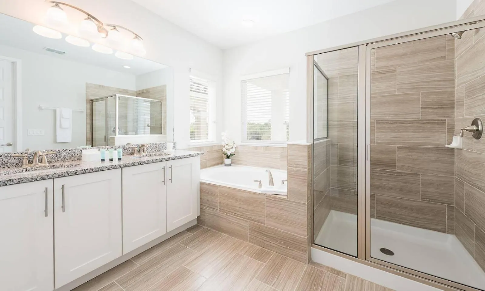 Ferienhaus Modern 6 Bdrm With Upscale Living At Reunion Kissimmee
