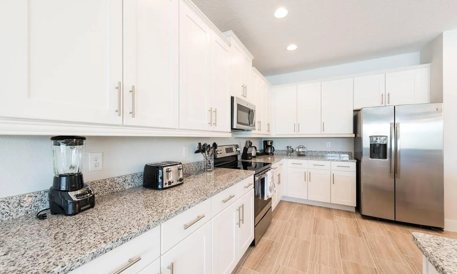 Modern 6 Bdrm With Upscale Living At Reunion Kissimmee