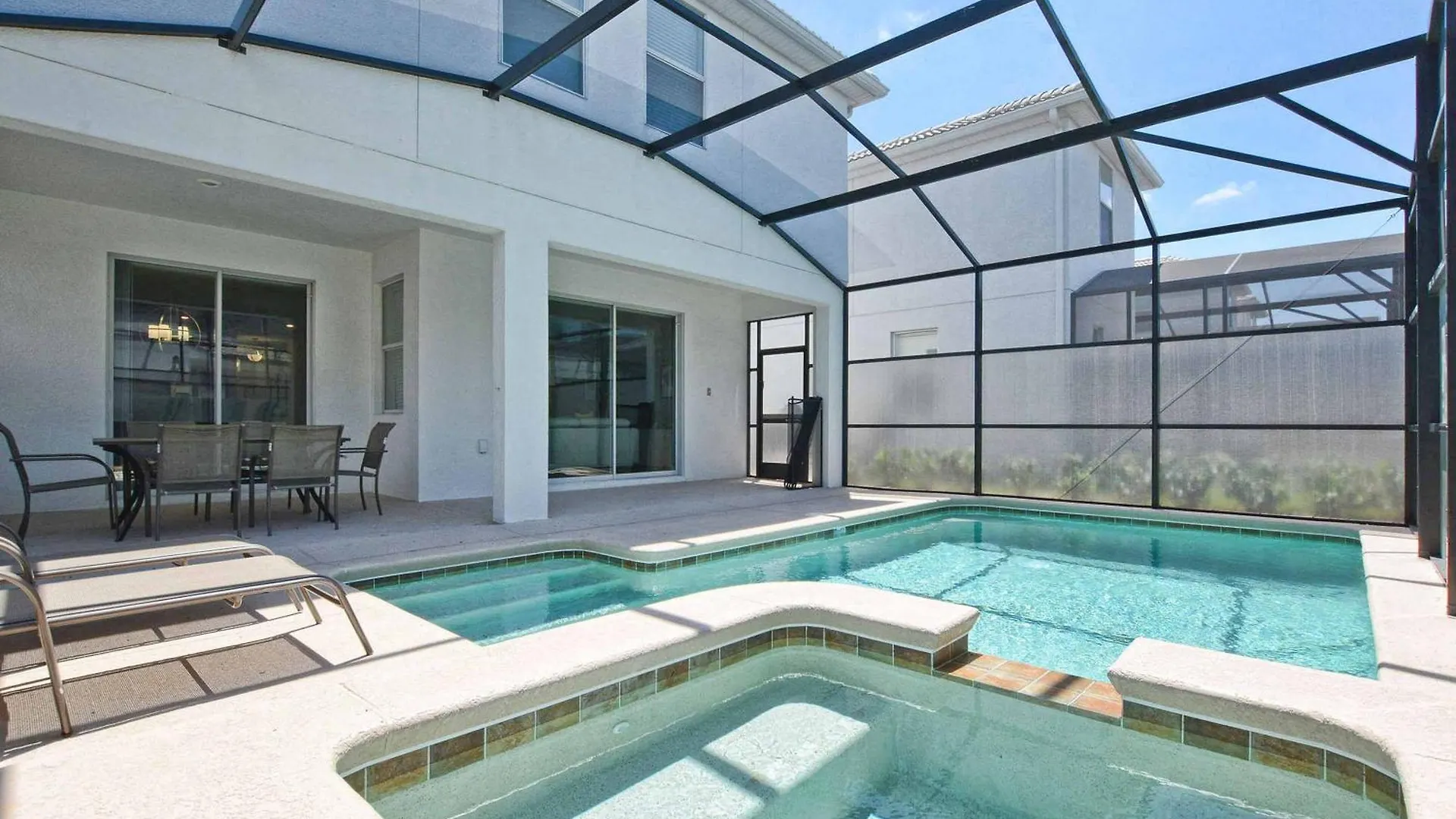 Σπίτι διακοπών Spacious 6 Bed With Pool In Prime Storey Location *