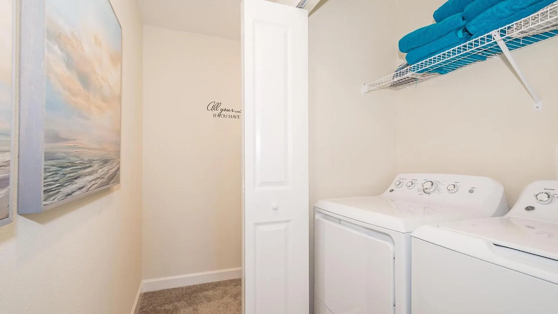4834bv Townhouse 4 Bedrooms & 3 Bathrooms + Pool Сasa de vacaciones