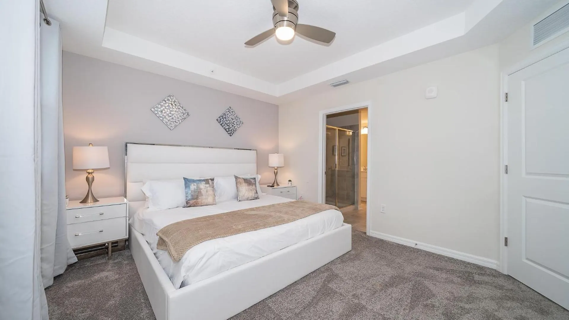 شقة 3120-201bb Storey Lake, 3/2 Garden View *
