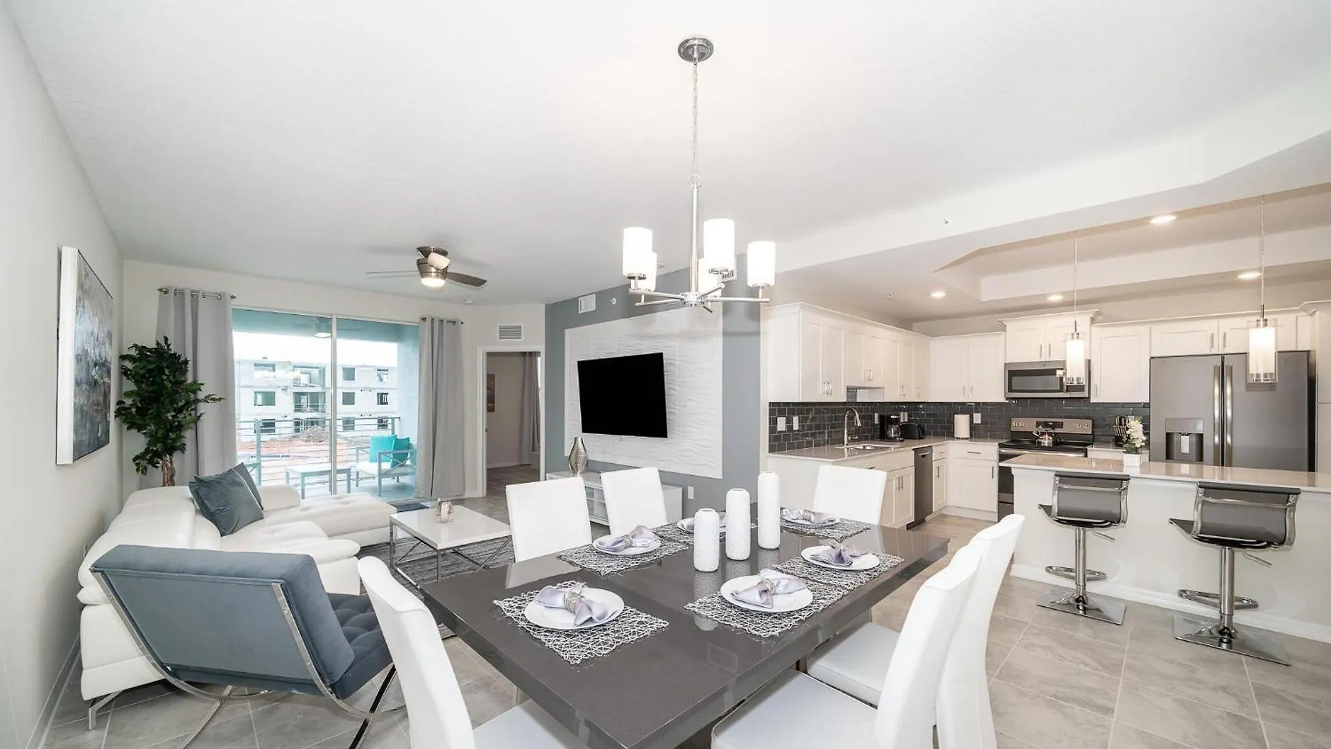3120-201bb Storey Lake, 3/2 Garden View شقة *