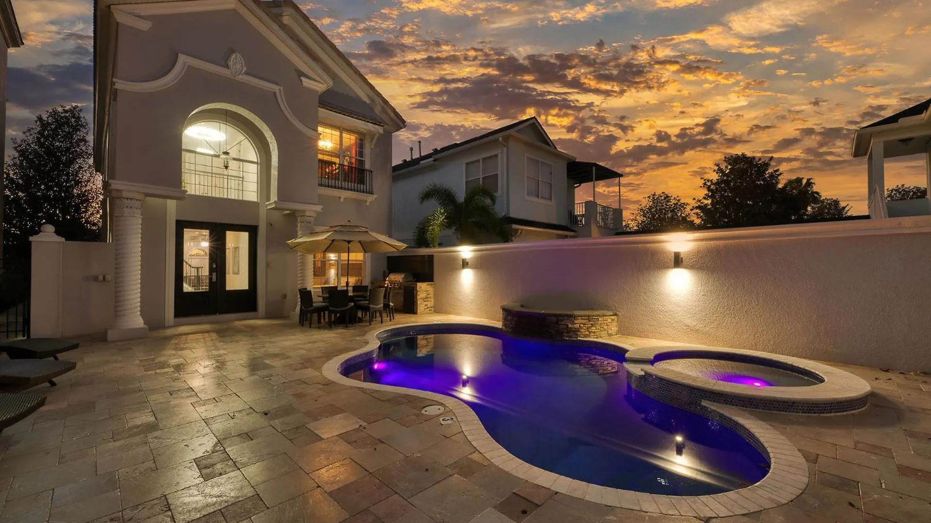 Luxurious 5 Bedroom In Orlando6603 Villa Kissimmee