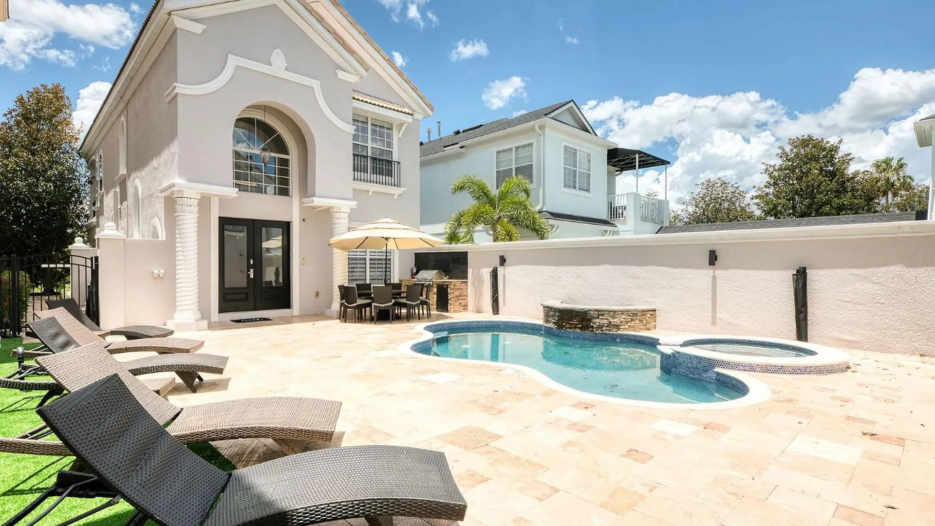 Luxurious 5 Bedroom In Orlando6603 *